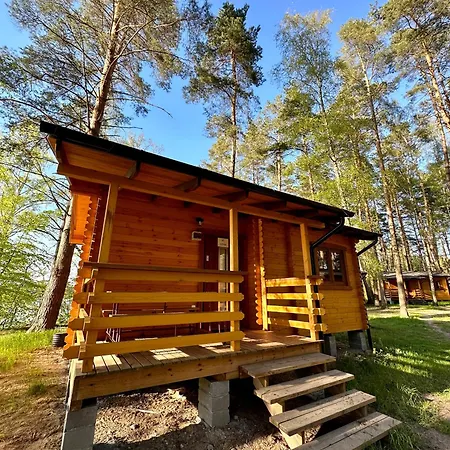 منتجع Osrodek Wypoczynkowy Jeziornik Borzechowo