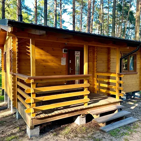 Osrodek Wypoczynkowy Jeziornik منتجع Borzechowo