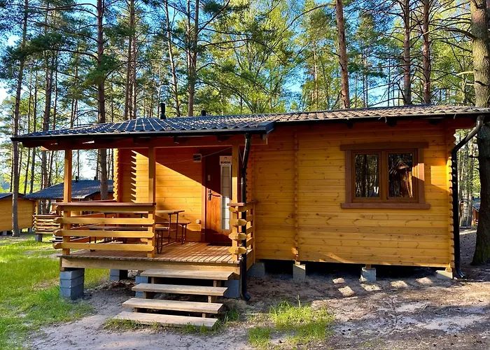 Osrodek Wypoczynkowy Jeziornik Semesteranläggning (resort)