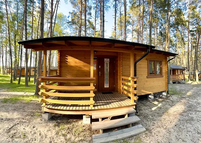 Osrodek Wypoczynkowy Jeziornik Semesteranläggning (resort) Borzechowo